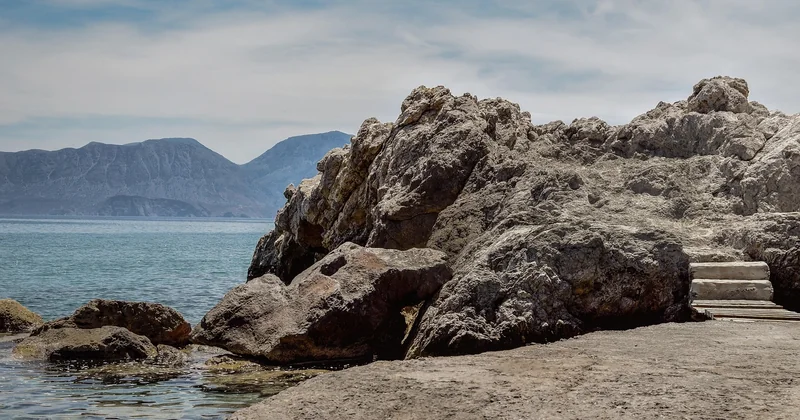Milos Karte: wie Sie sich auf der Insel zurechtfinden