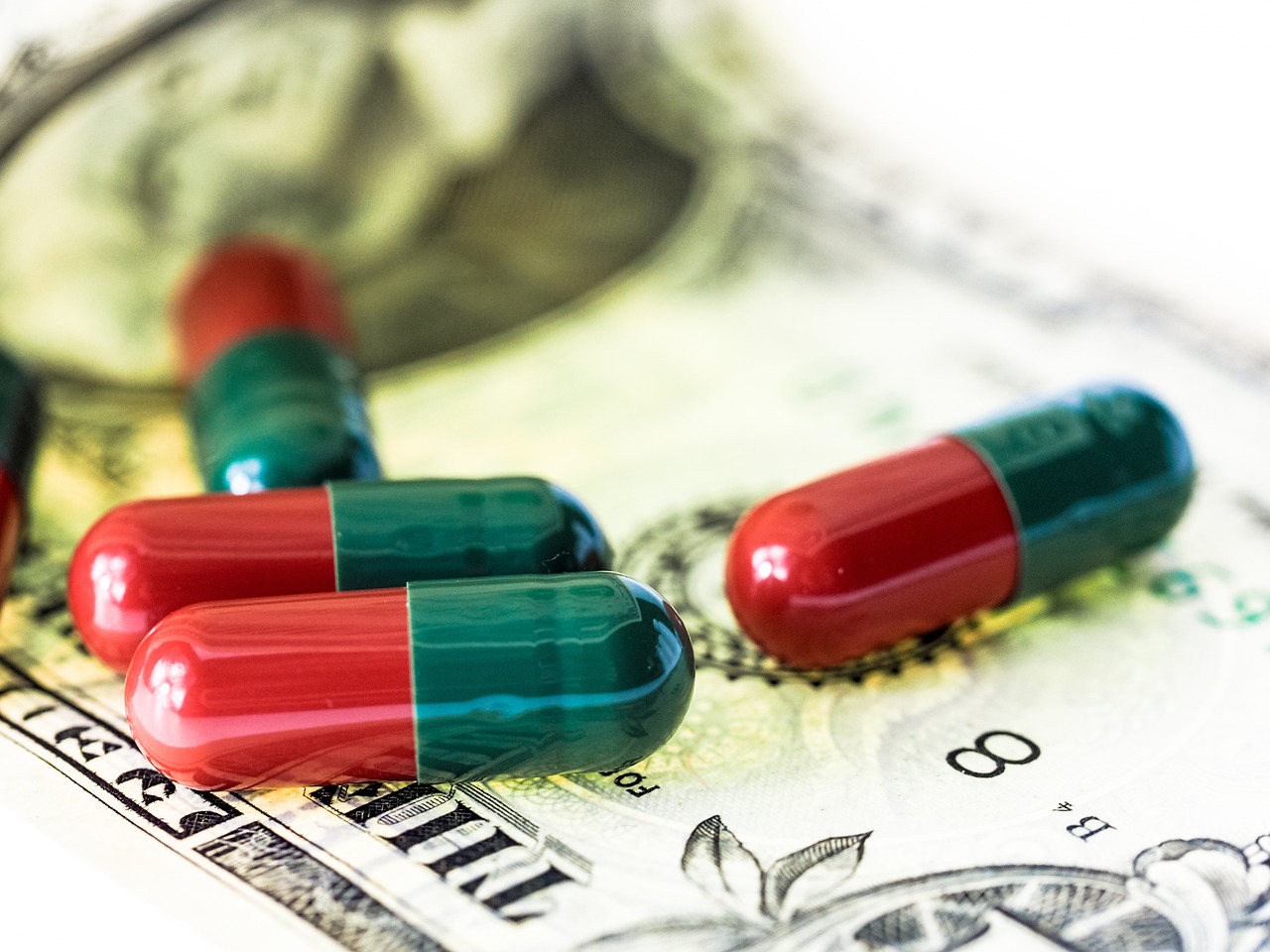 erfahren sie mehr über die steigenden gesundheitskosten, ihre auswirkungen auf das gesundheitssystem und mögliche lösungen zur reduzierung der finanziellen belastungen für patienten und kliniken.